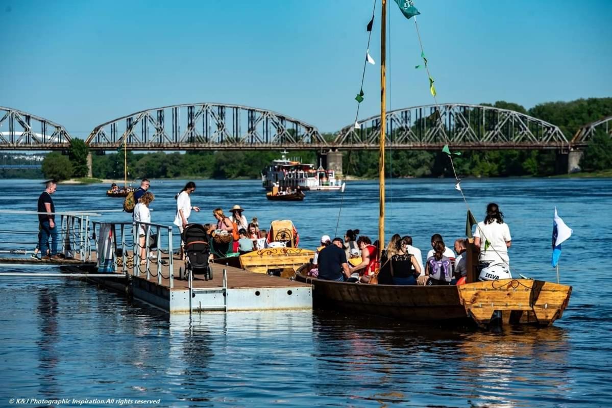 Barka Atena Stary Toruń Exteriör bild