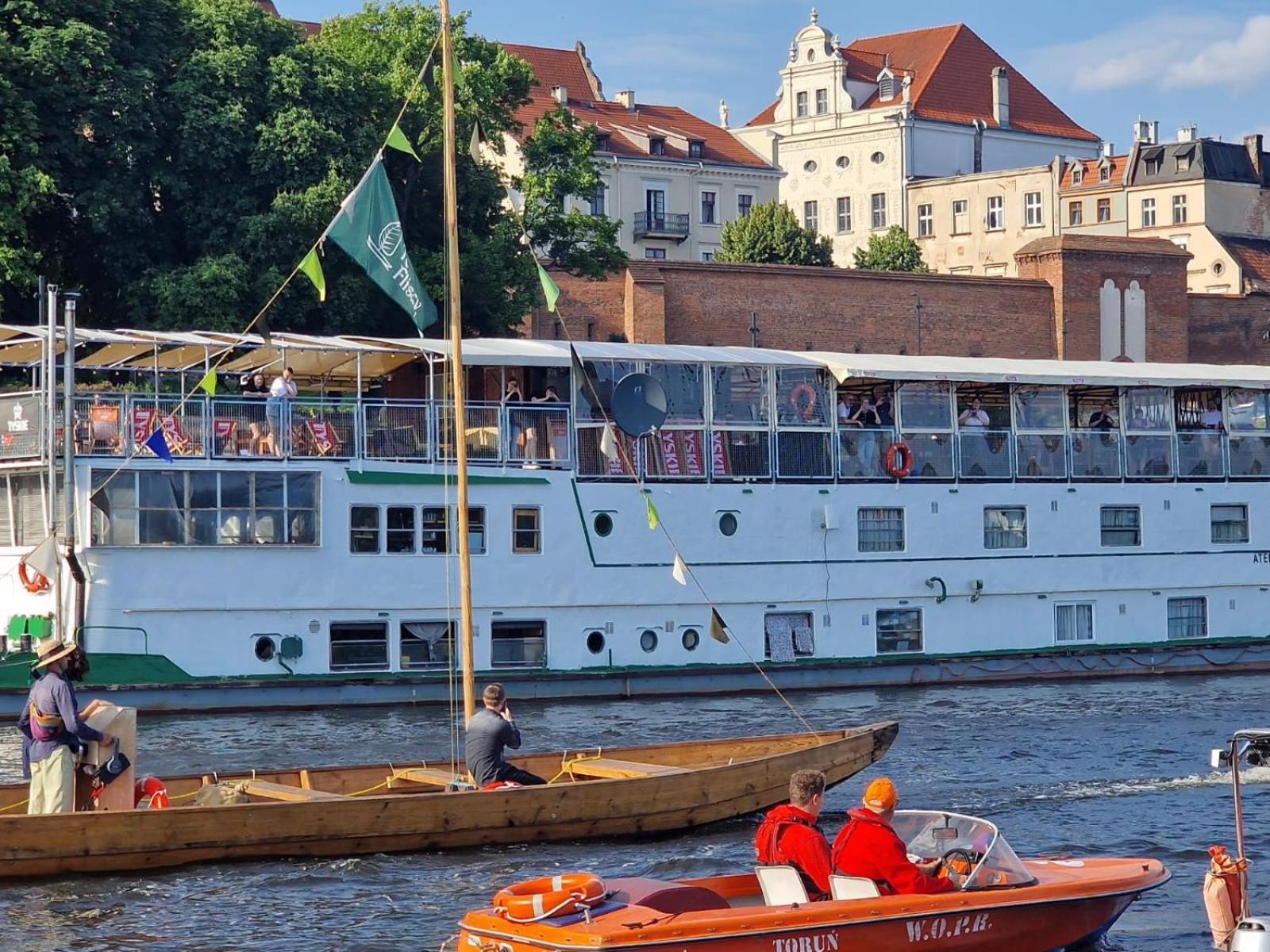 Barka Atena Stary Toruń Exteriör bild